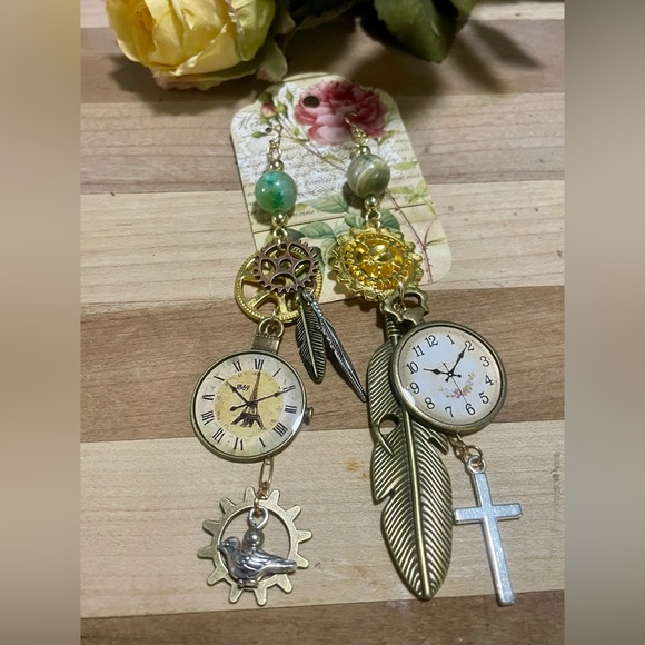 ‘Time Flies’ Clocks, Gears and Feathers Earrings - Picture 5 of 7